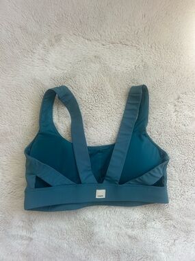 Vuori Teal Sports Bra size small